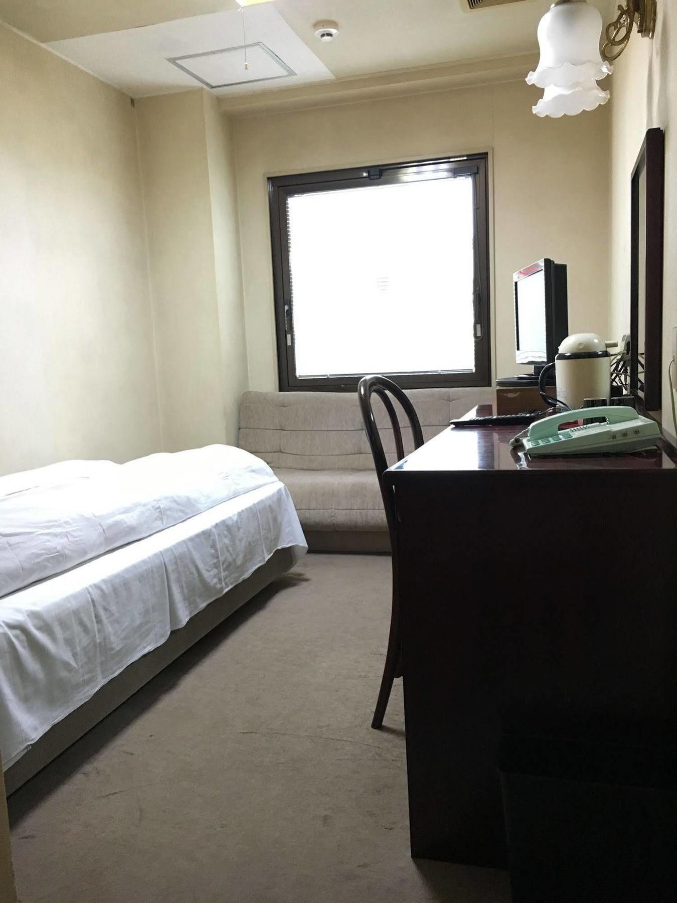 Aoi Business Hotel Fukuyama Extérieur photo